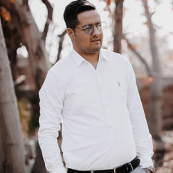 ادکلن محشرر